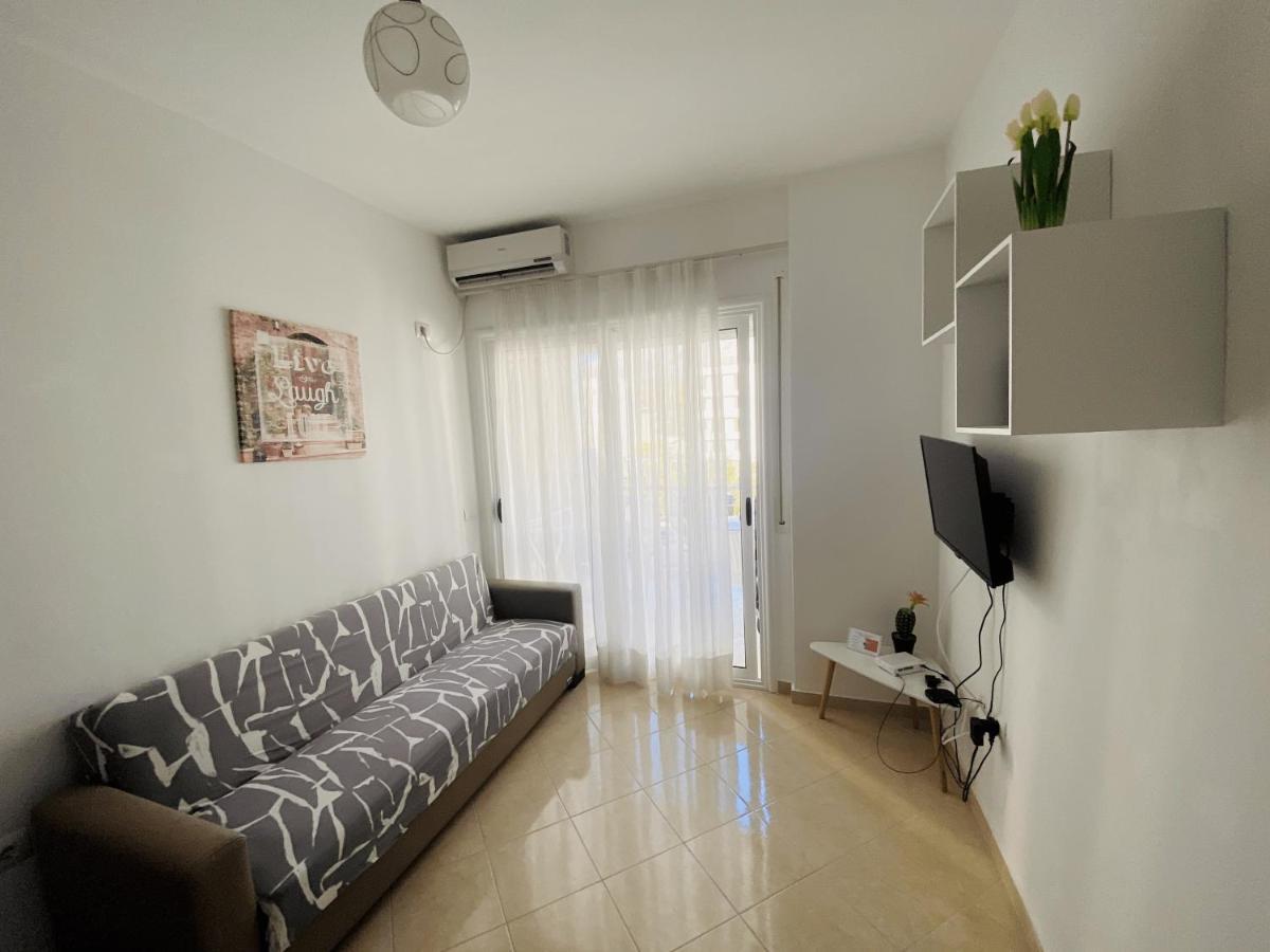 Madernas Bernad Apartment Orikum Exterior foto