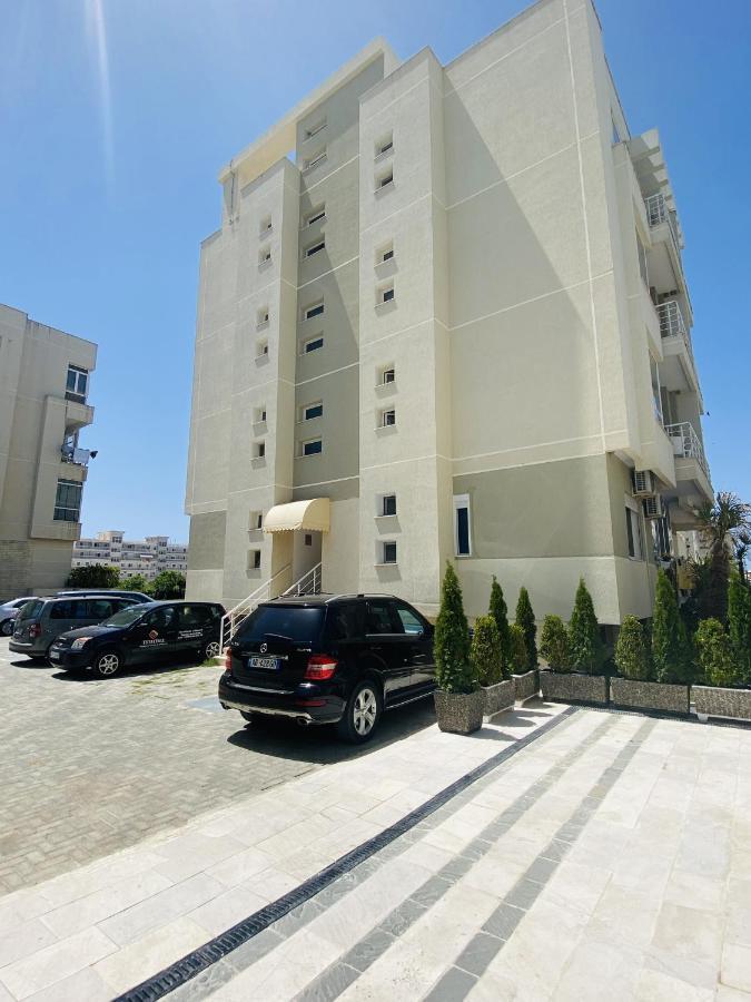 Madernas Bernad Apartment Orikum Exterior foto
